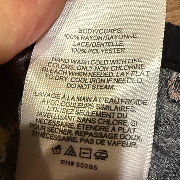 Express Black Blouse with Gold Pattern - Picture 9 of 12